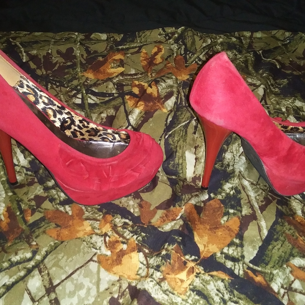 High heels 👠
